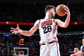 南宫NG28体育-包含格林爆发新星，引发争议刷新纪录，官方宣布新规球队迎来希望！的词条